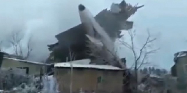 Düşen uçağın ateşi Bursa'yı yaktı