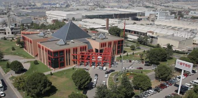 Bursa yatırımlardan vazgeçmedi