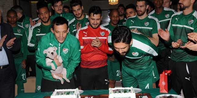 Batalla ve İsmail'e doğum günü kutlaması