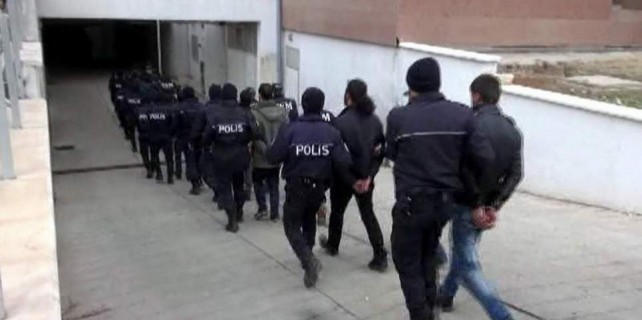 Bursa'da terör operasyonu: 14 gözaltı