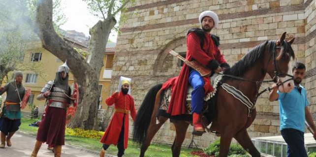 Bursa'da ecdada yakışır şenlik