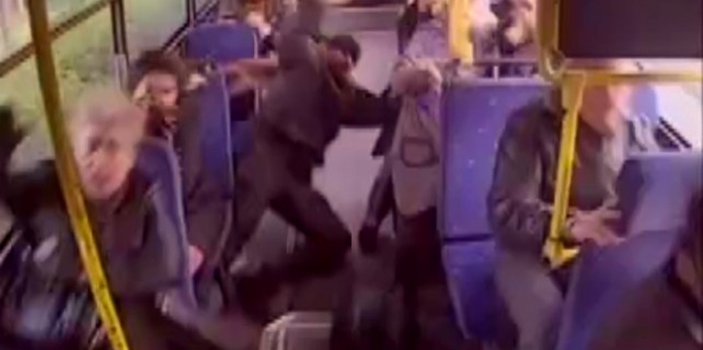 Halk otobüsünde can pazarı