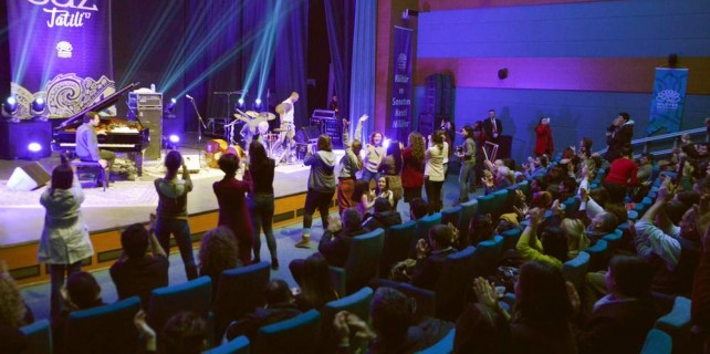 Nilüfer'de caz zamanı