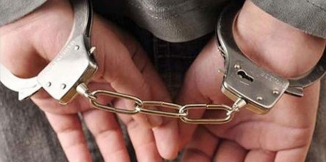 Bursa'da FETÖ'cü öğretmen ve polise gözaltı