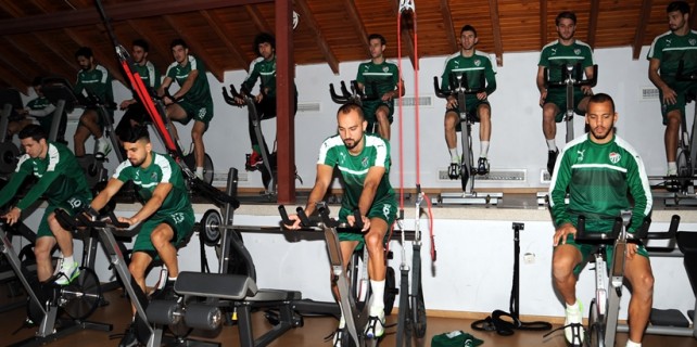 Fenerbahçe hazırlıkları devam ediyor