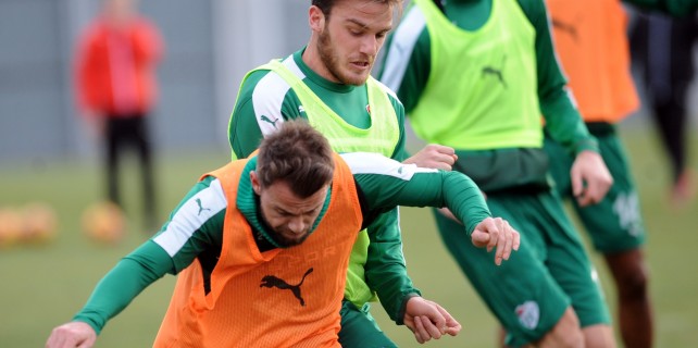 Bursaspor'da Fenerbahçe mesaisi sürüyor