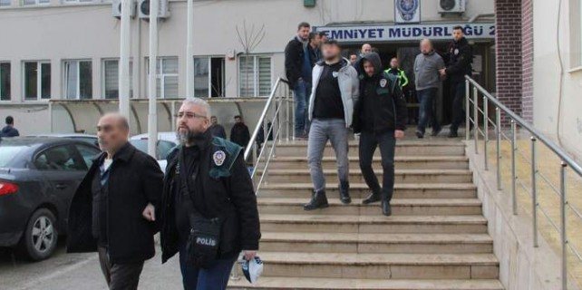 Polis 5 kilidi zor açtı...Bursa'da bingo