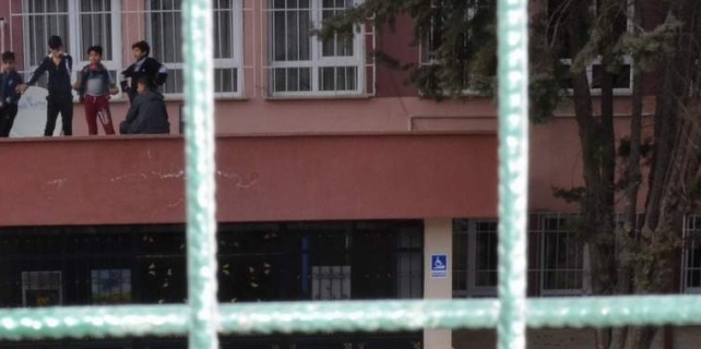 Okulda korku dolu saatler