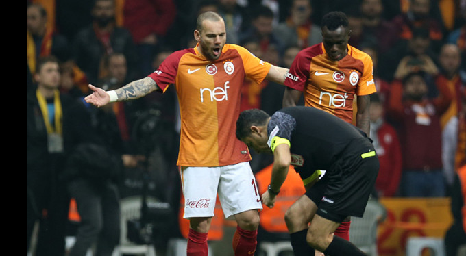 Galatasaray'da Sneijder krizi!