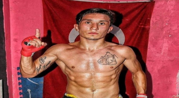 Bursalı sporcu evinin önünde saldırıya uğradı!