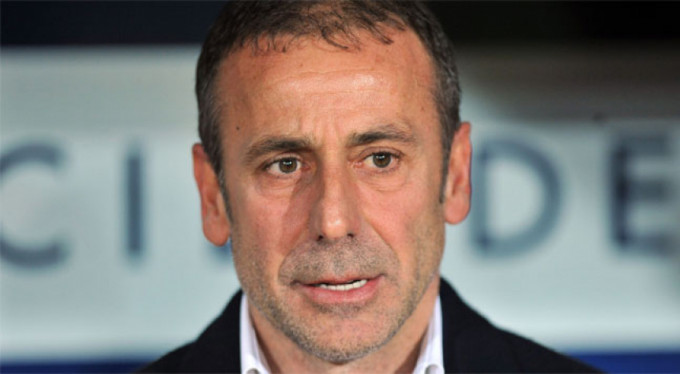 Avcı'dan Adebayor açıklaması