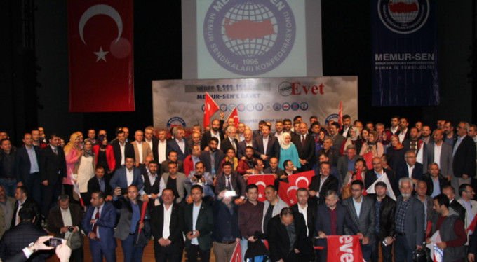 Bursa'da hep birlikte 'evet' dediler