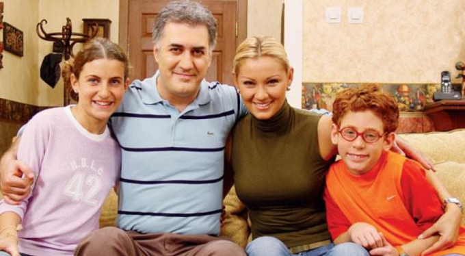 Sevilen dizi yeniden...