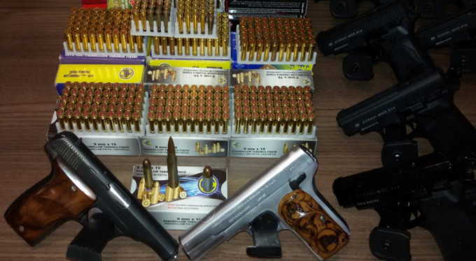 Tekel bayi değil cephanelikmiş