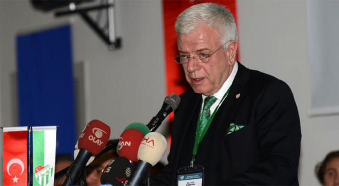 Başlarına silah mı dayayalım?