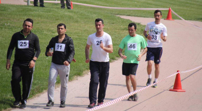 Bursalı postacılar Kemal Sunal gibi