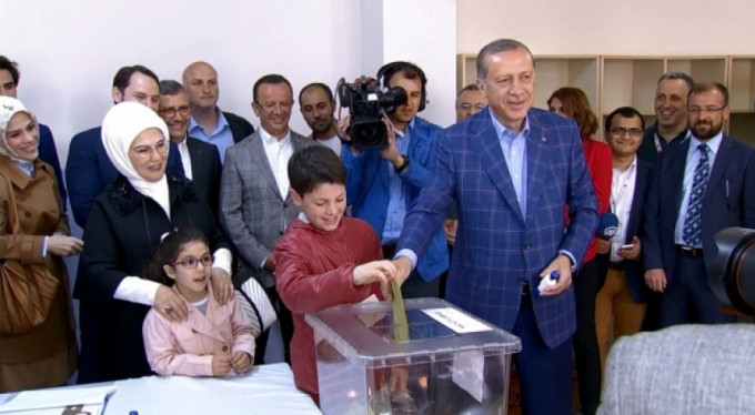 Erdoğan: Türkiye, sandıklar açılınca...