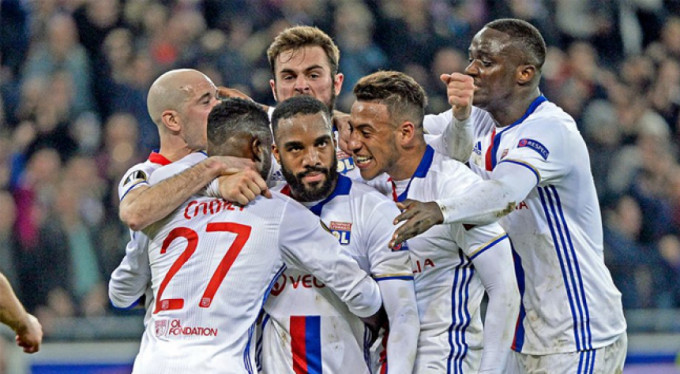 Yine Lyon yine olay!