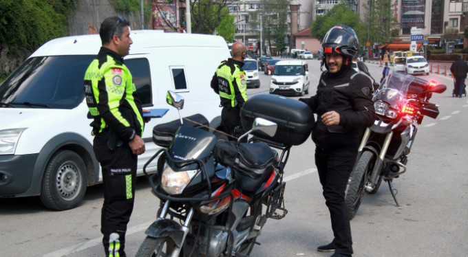 Bursa trafiğinde alarm! 20 kişiye ceza...