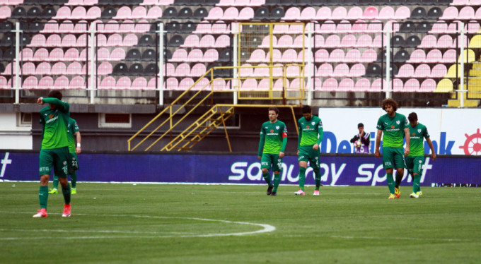 Akhisar'dan 3 maçta 12 gol yediler