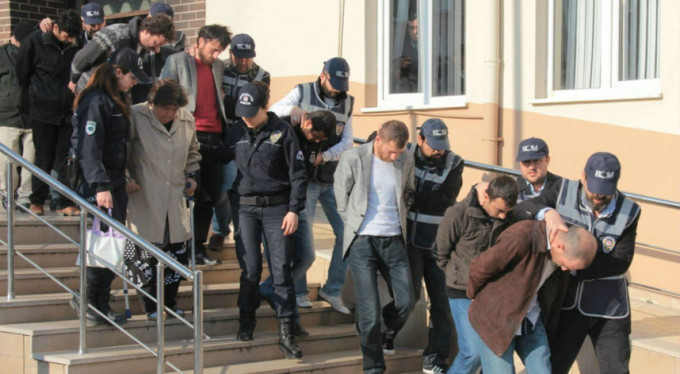 Bursa'nın k&acirc;busu olan çete kaç yıl hapis yiyecek?