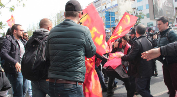 30 kişilik gruba polis müdahalesi