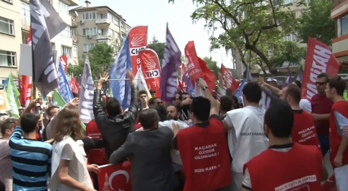 Bursa'da 1 Mayıs yürüyüşünde kavga