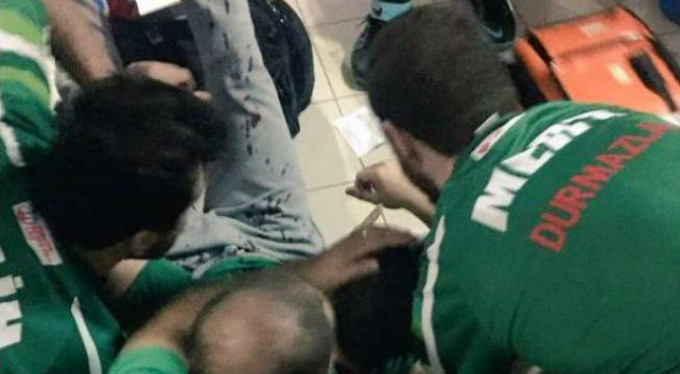 Afyon'da Bursaspor'a çirkin saldırı