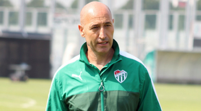 Timsah yeni hocasıyla ilk kez