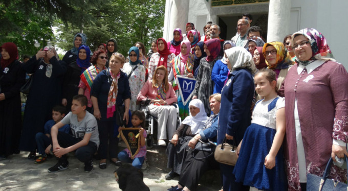 Bursalı annelerden Hayme Ana ziyareti