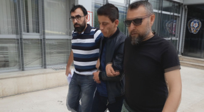 Bursa'da yaşlıları böyle dolandırdı!