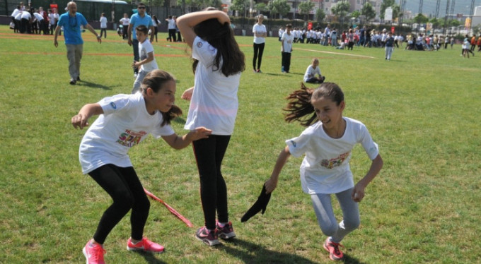 &nbsp;Bursa'da sokak oyunları şenliği yaşandı.&nbsp;