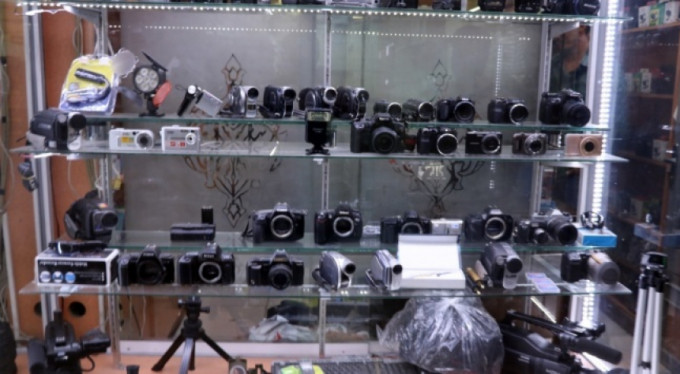 Akıllı telefonlar fotoğraf makinesi piyasasını bitiriyor