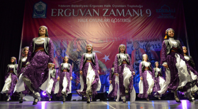 Bursa'da "Erguvan Zamanı"