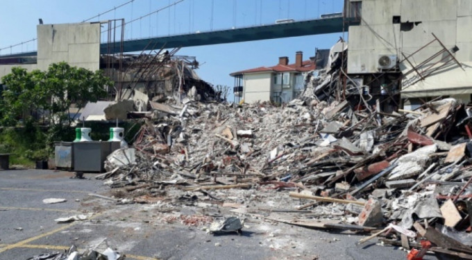 Katliamının yapıldığı ünlü eğlence mekanı yıkıldı