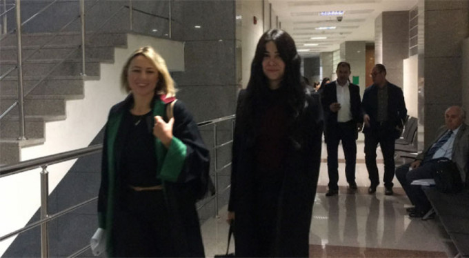 Asena Atalay bu kez oğlunun...