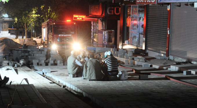 Bursa'da bina 2. kez yandı, onlar sahur yaptı