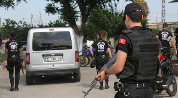 500 polisten şok baskın