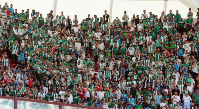 Bursaspor'da maç sonu hem sevinç hem kriz!