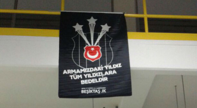 Bursaspor taraftarından bayrak tepkisi