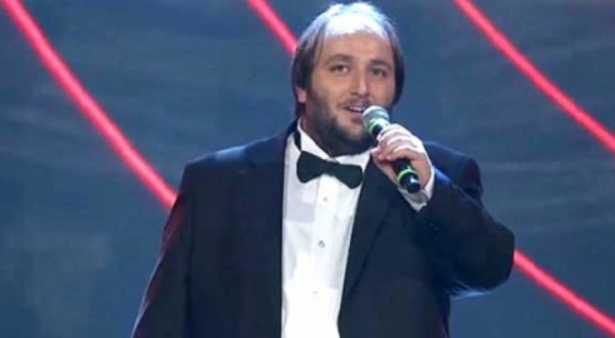 Pavarotti Hasan günden güne eriyor!