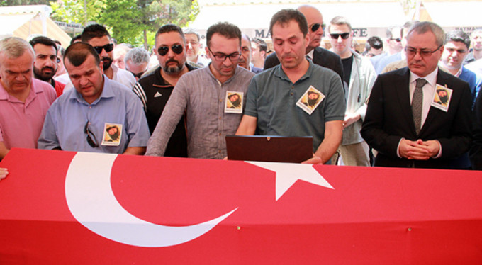 Yürek yakan veda...