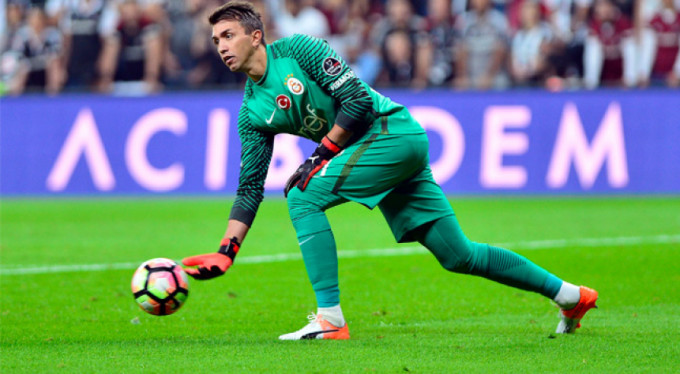Muslera baba oluyor