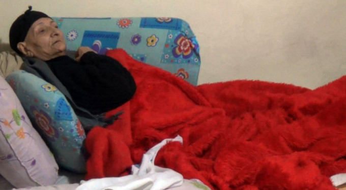 Hatice teyze sesini duyurmak istiyor