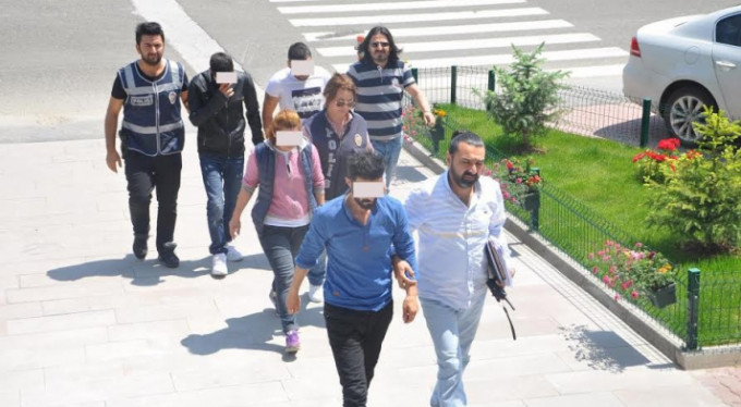 Esnaf kalpazanları yakalattı