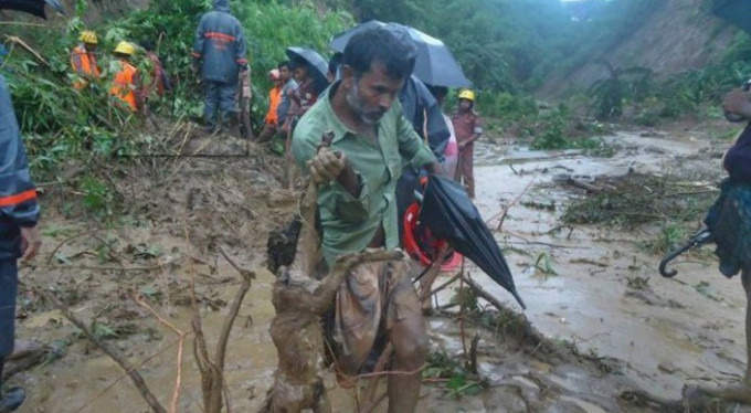 Heyelan felaketi: 133 ölü