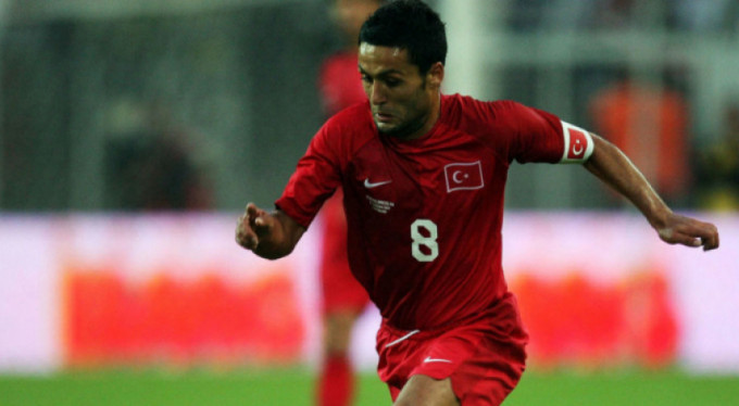 Yıldıray Baştürk sürprizi!