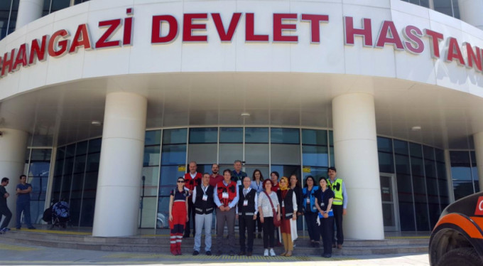 Bursa'da hastanelere afet tadbikatı