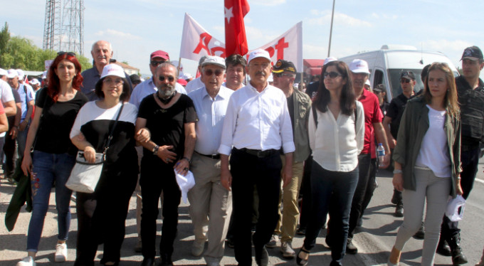 CHP'nin yürüyüşünde şoke eden ölüm!