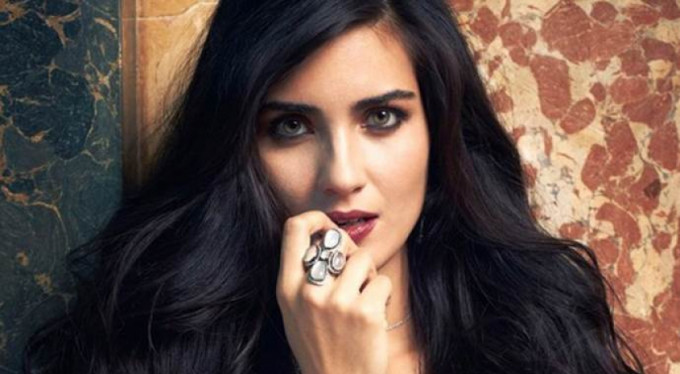 Tuba Büyüküstün'ün silah çektiren sevgilisi